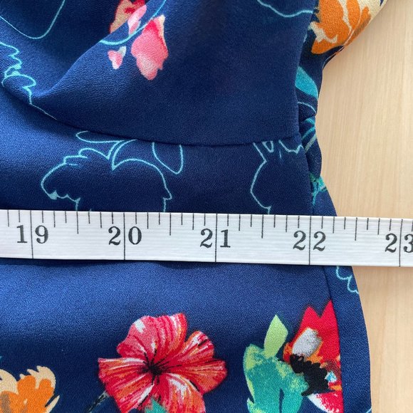 Floral Blouse With Bell Sleeves - Picture 8 of 9